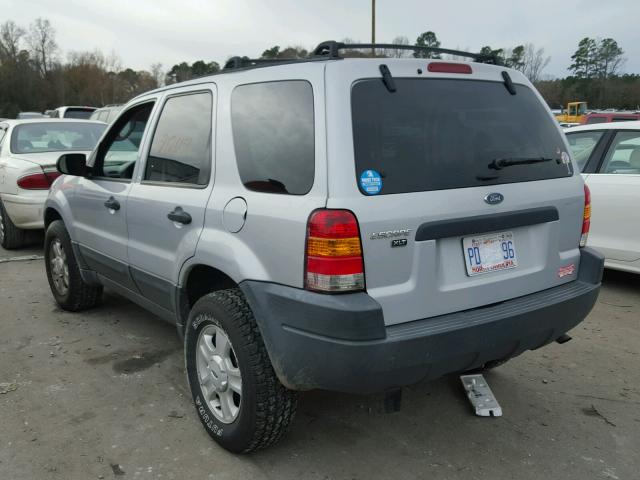 1FMYU03153KD49784 - 2003 FORD ESCAPE XLT SILVER photo 3