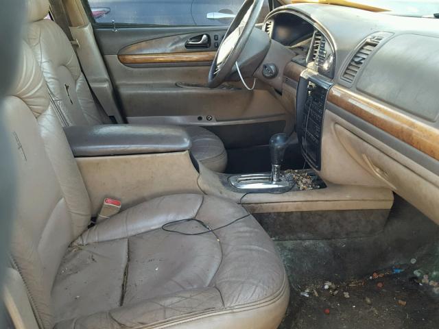 1LNFM97V0WY736494 - 1998 LINCOLN CONTINENTA GREEN photo 5