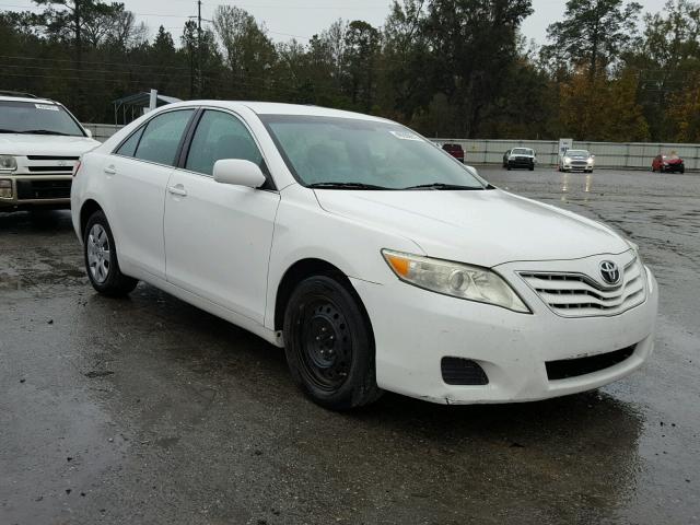 4T1BF3EK8BU623442 - 2011 TOYOTA CAMRY BASE WHITE photo 1