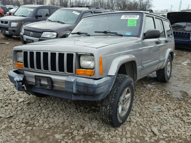 1J4FF48S7YL149127 - 2000 JEEP CHEROKEE S SILVER photo 2