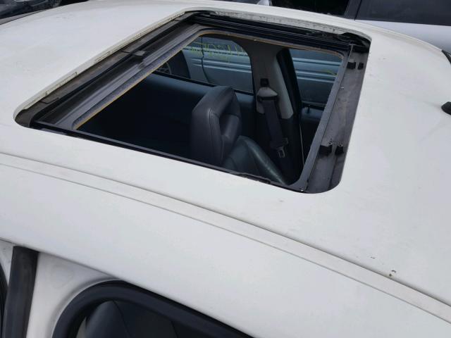 2G2WR544041298624 - 2004 PONTIAC GRAND PRIX WHITE photo 9