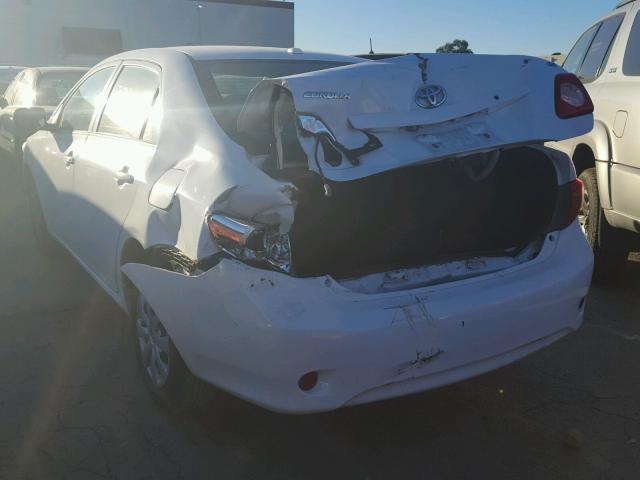 1NXBU4EE0AZ355071 - 2010 TOYOTA COROLLA BA WHITE photo 3