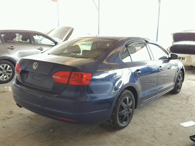 3VW2K7AJXCM356246 - 2012 VOLKSWAGEN JETTA BASE BLUE photo 4