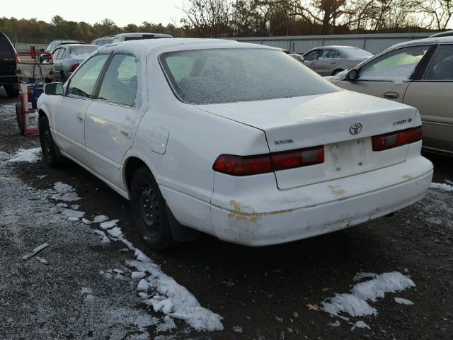 JT2BG22K9X0277408 - 1999 TOYOTA CAMRY LE თეთრი ფოტო 3