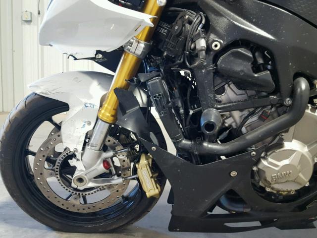 WB1053405EZ309170 - 2014 BMW S 1000 RR WHITE photo 9