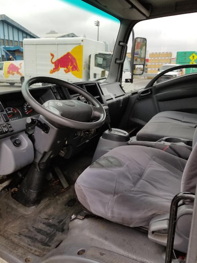 JALE5W16887301470 - 2008 ISUZU NQR 双色 照片 9