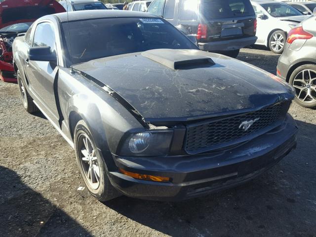 1ZVHT80N485150936 - 2008 FORD MUSTANG BLACK photo 1