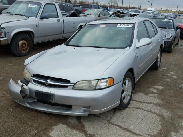 1N4DL01D2XC271215 - 1999 NISSAN ALTIMA XE GRAY photo 2