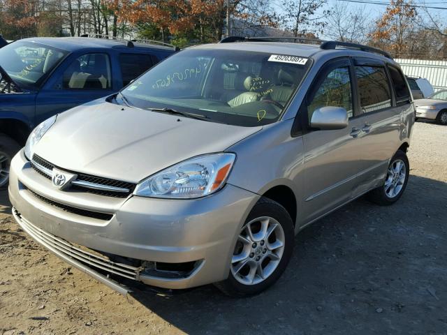 5TDBA22C54S002094 - 2004 TOYOTA SIENNA XLE GRAY photo 2