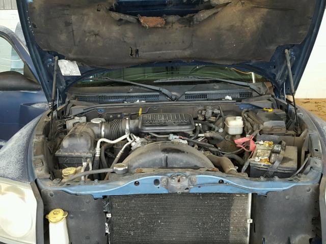 1D7HE28K65S114642 - 2005 DODGE DAKOTA QUA BLUE photo 7