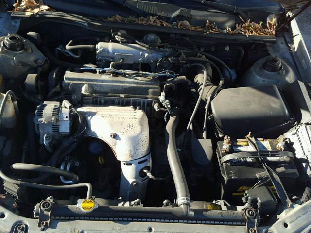 4T1BG22KXYU624161 - 2000 TOYOTA CAMRY CE SILVER photo 7