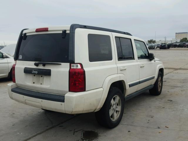 1J8HH48K88C114842 - 2008 JEEP COMMANDER WHITE photo 4