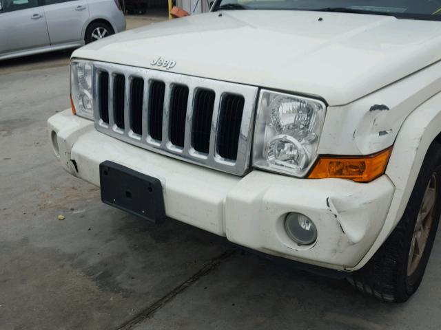 1J8HH48K88C114842 - 2008 JEEP COMMANDER WHITE photo 9