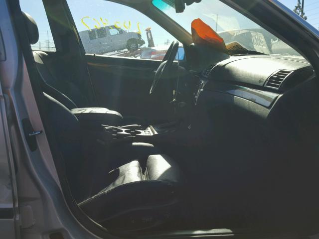 WBAEV534X3KM25086 - 2003 BMW 330 I SILVER photo 5