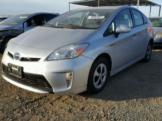 JTDKN3DU6D1715003 - 2013 TOYOTA PRIUS SILVER photo 2