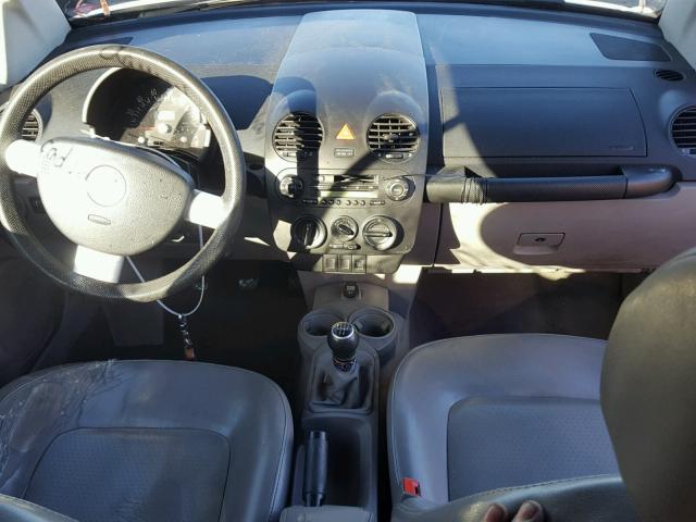 3VWCM31Y04M312911 - 2004 VOLKSWAGEN NEW BEETLE SILVER photo 9