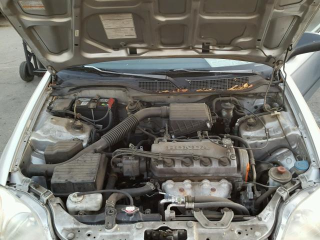 1HGEJ6227VL062670 - 1997 HONDA CIVIC DX SILVER photo 7