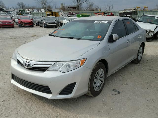 4T4BF1FK8DR307678 - 2013 TOYOTA CAMRY L SILVER photo 2