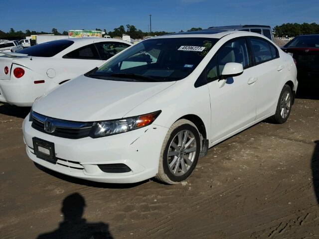2HGFB2F97CH588504 - 2012 HONDA CIVIC EXL WHITE photo 2