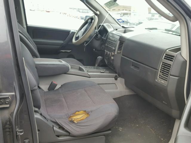 5N1AA08A34N735879 - 2004 NISSAN ARMADA SE GRAY photo 5