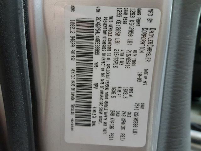 2C4GP54L44R538899 - 2004 CHRYSLER TOWN & COU 银色 照片 10