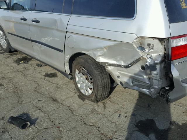 5FNRL38266B107781 - 2006 HONDA ODYSSEY LX SILVER photo 9