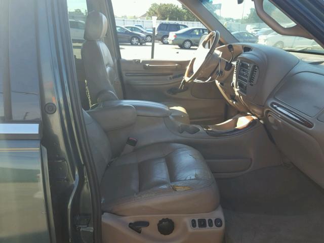 5LMPU28A6XLJ26389 - 1999 LINCOLN NAVIGATOR Zielony zdjęcie 5