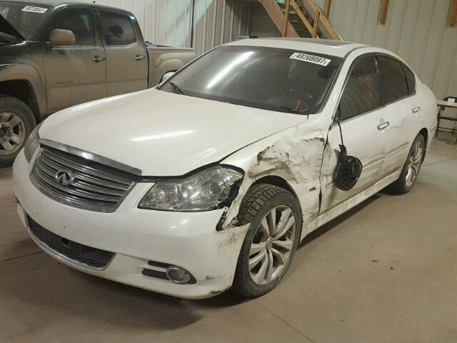 JNKBY01F28M550999 - 2008 INFINITI M45 WHITE photo 2