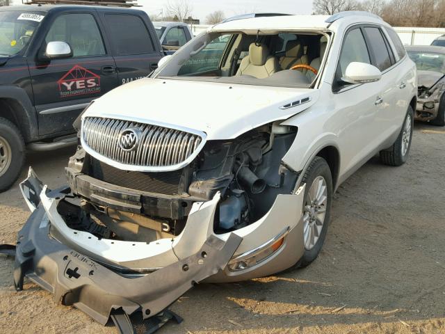 5GAKVBED5BJ325341 - 2011 BUICK ENCLAVE CX WHITE photo 2