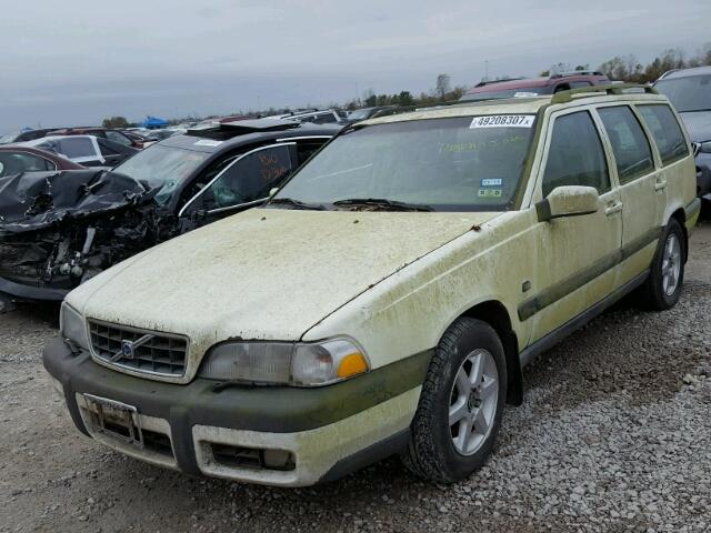 YV1LZ56D0X2564184 - 1999 VOLVO V70 XC CREAM photo 2