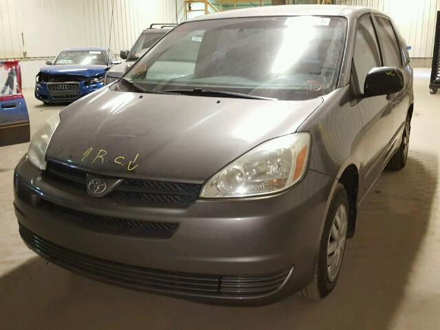 5TDZA29CX4S142534 - 2004 TOYOTA SIENNA CE SILVER photo 2