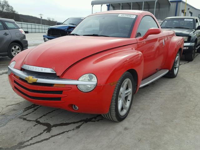 1GCES14PX4B108911 - 2004 CHEVROLET SSR RED photo 2