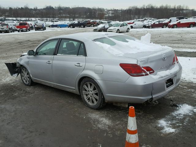 4T1BK36B39U345327 - 2009 TOYOTA AVALON XL SILVER photo 3