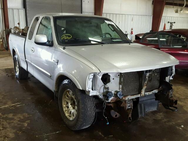 2FTRX18WX3CA90725 - 2003 FORD F150 GRAY photo 1