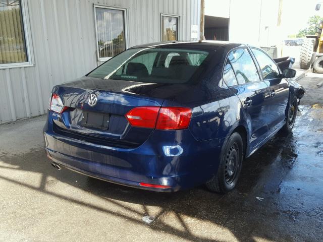 3VW2K7AJ1CM404748 - 2012 VOLKSWAGEN JETTA BASE BLUE photo 4