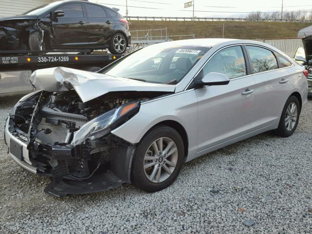 5NPE24AF2GH386508 - 2016 HYUNDAI SONATA SE SILVER photo 2