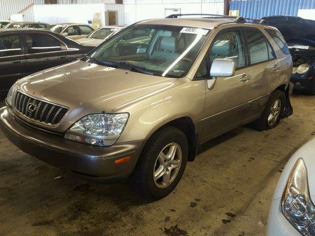 JTJHF10U120257694 - 2002 LEXUS RX 300 GOLD photo 2