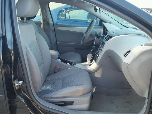 1G1ZC5EU8CF294460 - 2012 CHEVROLET MALIBU 1LT BLACK photo 5