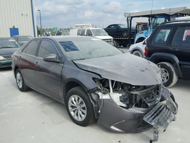 4T4BF1FK4GR548173 - 2016 TOYOTA CAMRY LE ნაცრისფერი ფოტო 1