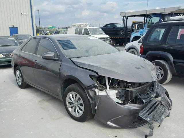 4T4BF1FK4GR548173 - 2016 TOYOTA CAMRY LE GRAY photo 1