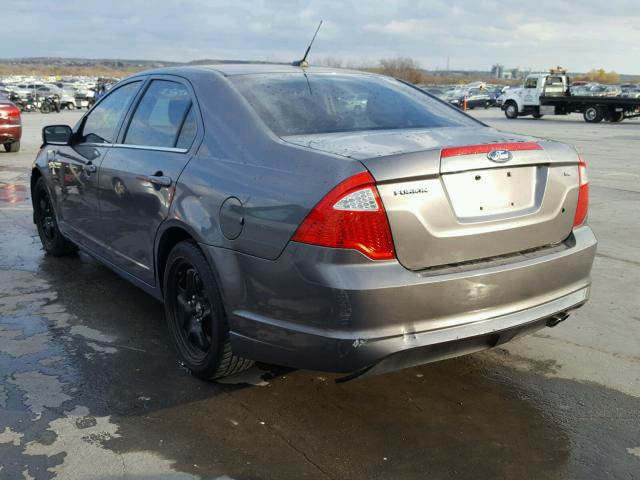 3FAHP0HA6BR291673 - 2011 FORD FUSION SE GRAY photo 3