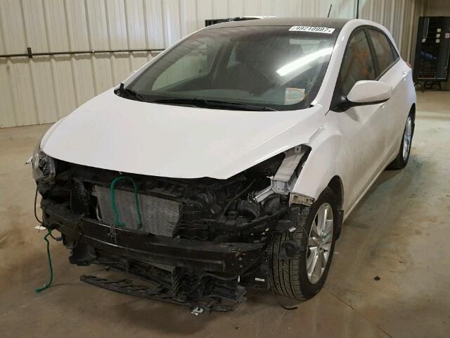 KMHD35LH5FU250550 - 2015 HYUNDAI ELANTRA GT WHITE photo 2