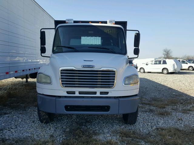 1FVHCYDJ65HV16825 - 2005 FREIGHTLINER M2 106 MED WHITE photo 9