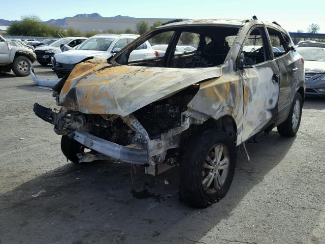 KM8JU3AC4AU087572 - 2010 HYUNDAI TUCSON GLS BURN photo 2