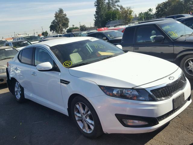 5XXGM4A79DG195784 - 2013 KIA OPTIMA LX WHITE photo 1