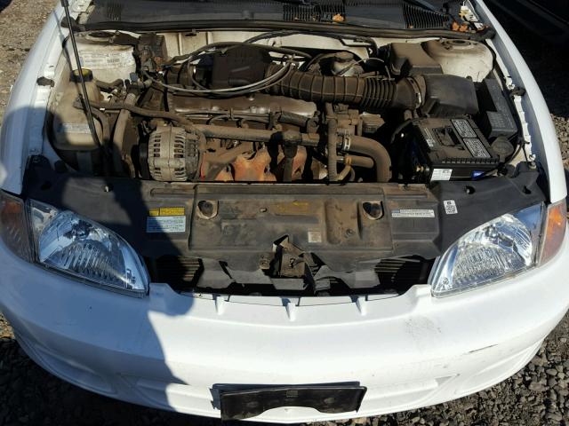 1G1JF524X17112600 - 2001 CHEVROLET CAVALIER L WHITE photo 7