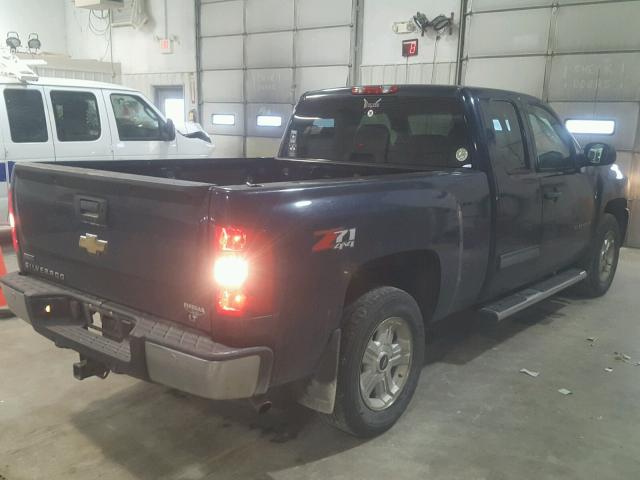 1GCSKSE35AZ140513 - 2010 CHEVROLET SILVERADO BLUE photo 4