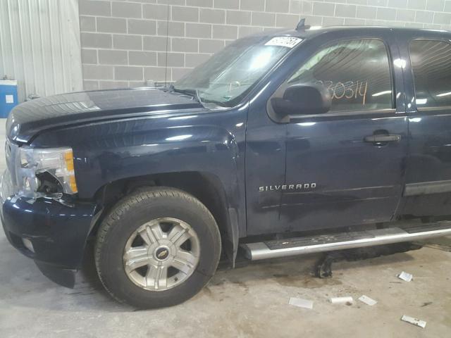 1GCSKSE35AZ140513 - 2010 CHEVROLET SILVERADO BLUE photo 9