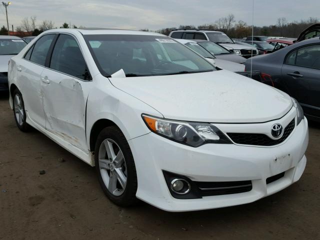 4T1BF1FK8CU523586 - 2012 TOYOTA CAMRY BASE WHITE photo 1