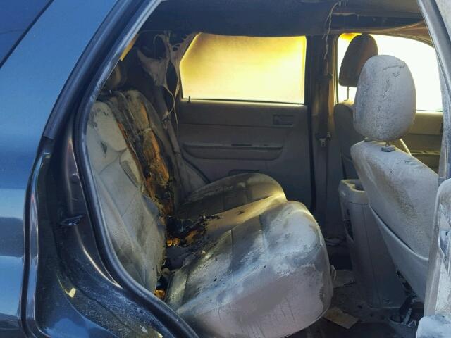 1FMCU03188KE77762 - 2008 FORD ESCAPE XLT GRAY photo 6